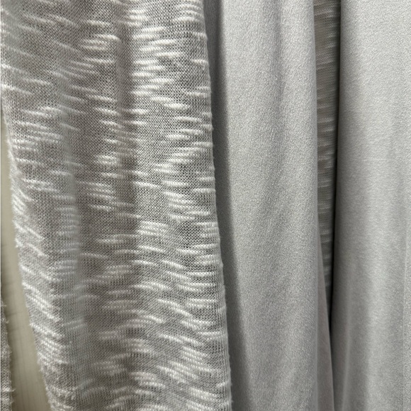 Lungo L’Arno light gray sheer cardigan size M (made in Italy) - Picture 2 of 4